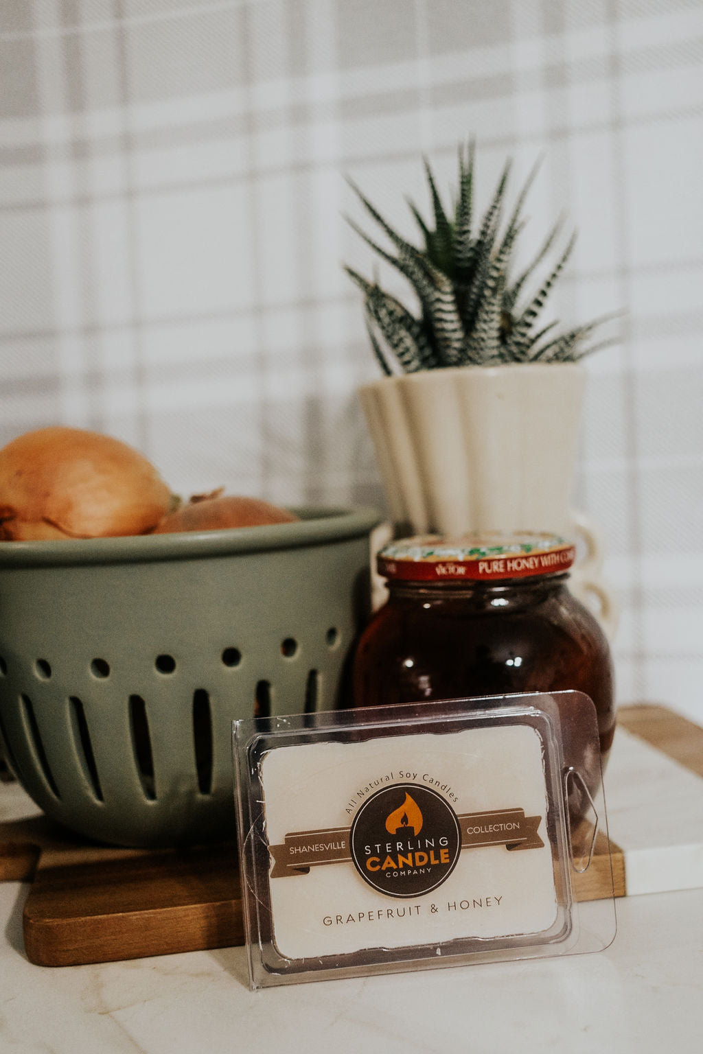 GRAPEFRUIT & HONEY